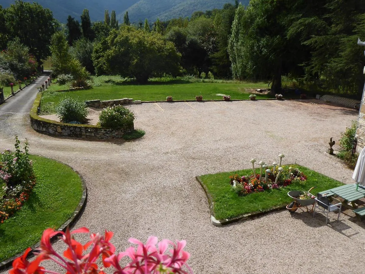 Bed and Breakfast Domaine Véga Saint-Arroman  3*, Saint-Arroman (Hautes-Pyrenees)