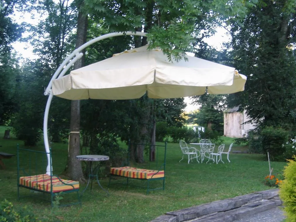 Bed and Breakfast Domaine Véga Saint-Arroman  Francia